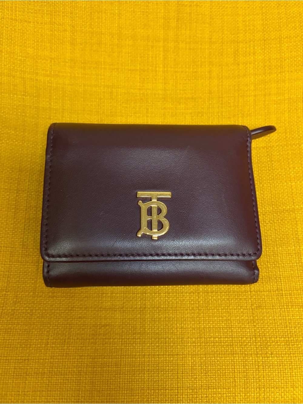 EUC Burberry Lancaster Wallet in deep maroon